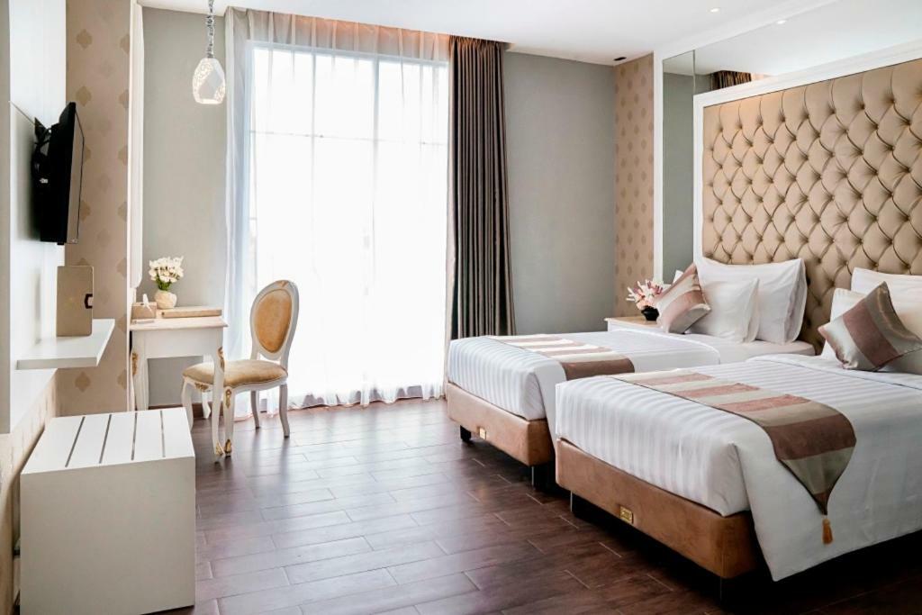 Savero Hotel Depok Luaran gambar
